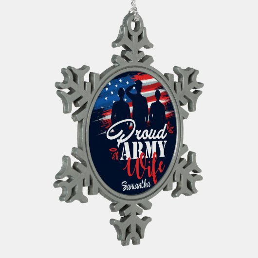 軍パーソナライズされた誇りを持った妻USA国旗の軍隊 スノーフレークピューターオーナメント (左)