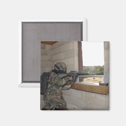 軍人が反対勢力の役を勤める マグネット (正面/裏面)