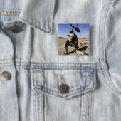 軍人がHH-60のセキュリティを行う 缶バッジ (インサイチュ)