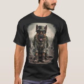 軍服のジャーマンシェパード Tシャツ (正面)