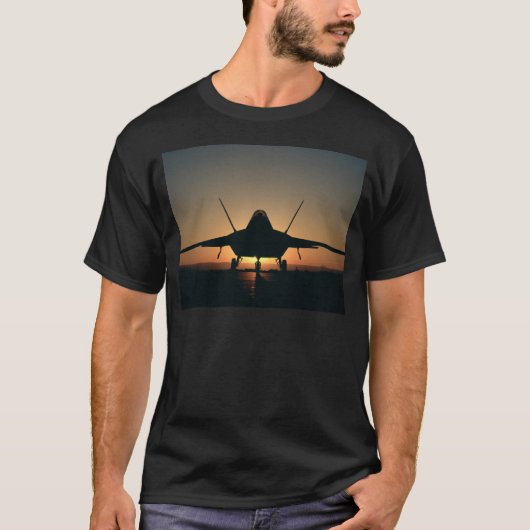 軍用機のシルエット Tシャツ (正面)