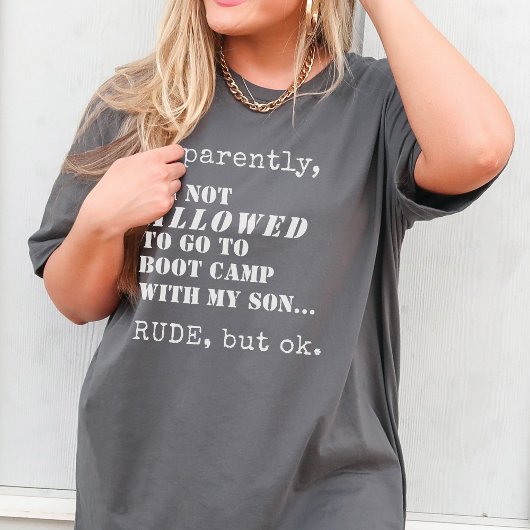 軍隊おもしろいママ起動キャンプゴーイングパーティーギフト Tシャツ