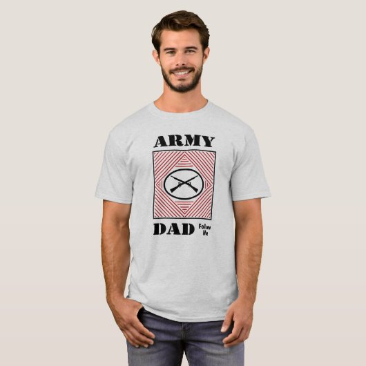 軍隊のパパ(私を後を追って下さい) Tシャツ (正面フル)