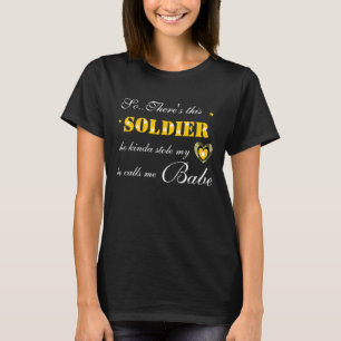 軍隊の妻のワイシャツ Tシャツ
