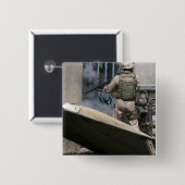 軍隊の巡査が海岸を廻る 缶バッジ (正面&裏面)