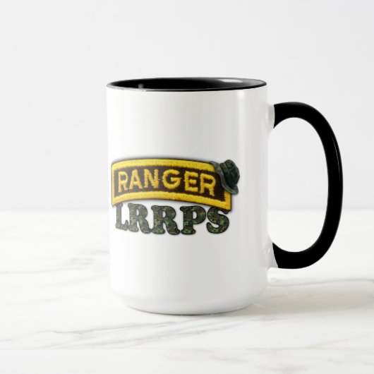 軍隊の空輸のレーンジャーLRRPSの退役軍人の獣医のマグ マグカップ (右)
