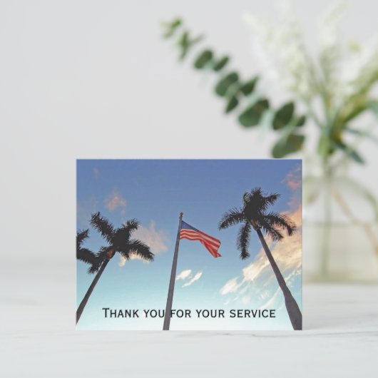 軍隊はアメリカ国旗を掲げてサービスをありがとう ポストカード (スタンド正面)