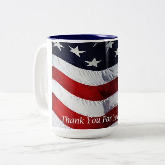 軍隊を支援アメリカ国旗のカスタマイズ ツートーンマグカップ (正面左)