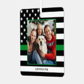 軍隊カスタムクリスマスフォト薄いグリーンライン メタルオーナメント (正面左)