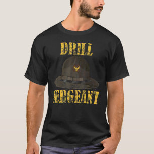 軍隊キャンプ訓練インストラクター士官 Tシャツ
