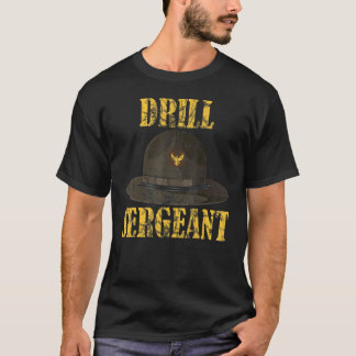 軍隊キャンプ訓練インストラクター士官 Tシャツ