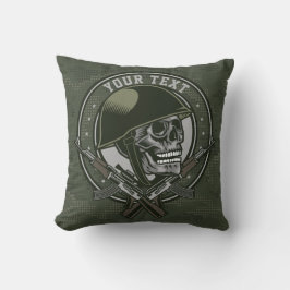 軍隊パーソナライズされた迷彩柄兵士スカルアンドガン クッション