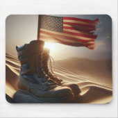 軍隊ブーツとアメリカ国旗 マウスパッド (正面)