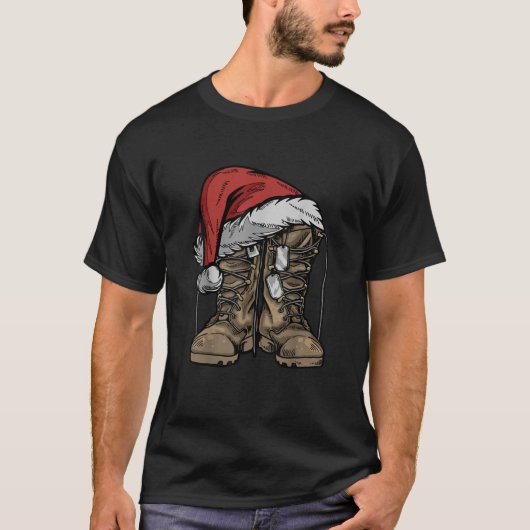 軍隊ブートサンタハットクリスマス退役軍人戦闘機 Tシャツ (正面)