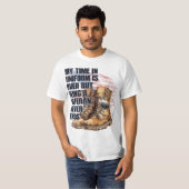 軍隊ブートドッグラベル退役軍人 Tシャツ (正面フル)