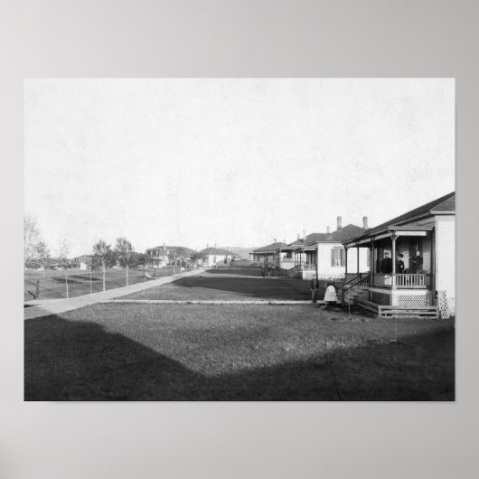 軍隊ホームズイン住宅街フォートミード ポスター (正面)