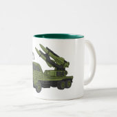 軍隊ミサイルトラック漫画イラストレーション ツートーンマグカップ (正面右)
