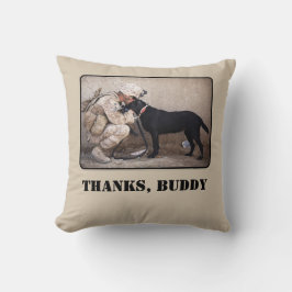 軍隊犬と疲れ果てた兵士 クッション