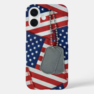 軍隊犬のフラグのタグ iPhone 16ケース