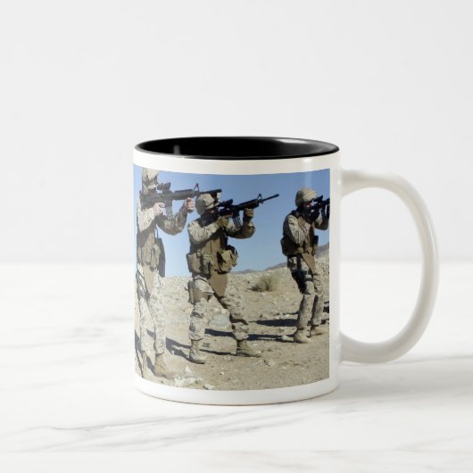 軍隊移行チームメンバー ツートーンマグカップ (右)