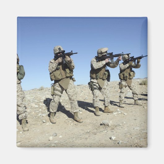 軍隊移行チームメンバー マグネット (正面)