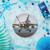 軍隊航空機が航空機の運送業者から発射されたもの ペーパープレート (パーティー)