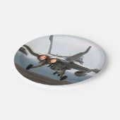 軍隊航空機が航空機の運送業者から発射されたもの ペーパープレート (アングル)