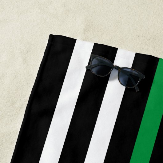 軍隊薄い緑の線のフラグモノグラムの ビーチタオル (インサイチュ)