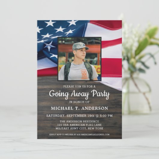 軍隊行く遠くにパーティー愛国的アメリカ国旗 招待状 (スタンド正面)