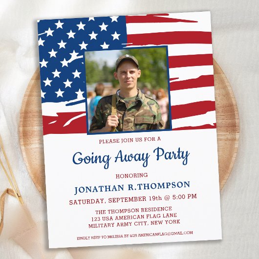 軍隊行遠くにくパーティーアメリカ国旗の写真 インビテーションポストカード