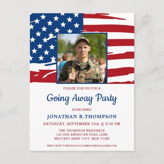 軍隊行遠くにくパーティーアメリカ国旗の写真 インビテーションポストカード (正面)