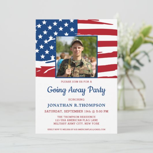 軍隊行遠くにくパーティーアメリカ国旗の写真 招待状 (スタンド正面)