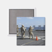 軍隊警官はベルレッタM9と一緒に列車 マグネット (正面/裏面)