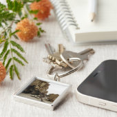 軍隊車はセミ・トラックに閉じ込められている キーホルダー (側面)