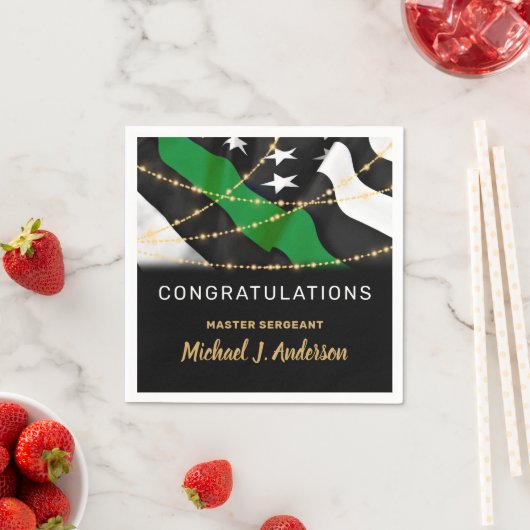 軍隊退職後の薄い緑のラインパーティー スタンダードカクテルナプキン (インサイチュ)