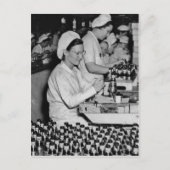 軍需工場で働く女性たち第二次世界大戦 ポストカード (正面)