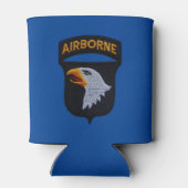 軍101第の空挺師団がワシを叫ぶ 缶クーラー (裏面)