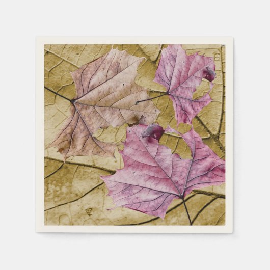 "転落して"秋のベージュ色のカクテルのナプキンを残します スタンダードカクテルナプキン (正面)