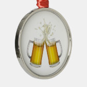軽いビールと2つのマグカップ。金属オーナメント メタルオーナメント (右)
