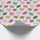 軽いピンクカラフルの可愛いクリスマスバウツ ラッピングペーパー (角)