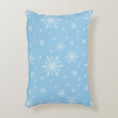 軽いヤグルマギクの青の冬の白い雪片 アクセントクッション (正面(垂直))