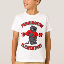 軽い生地のセーターを着たヒョウ