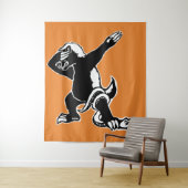 軽く押えるラーテル タペストリー (インサイチュ)