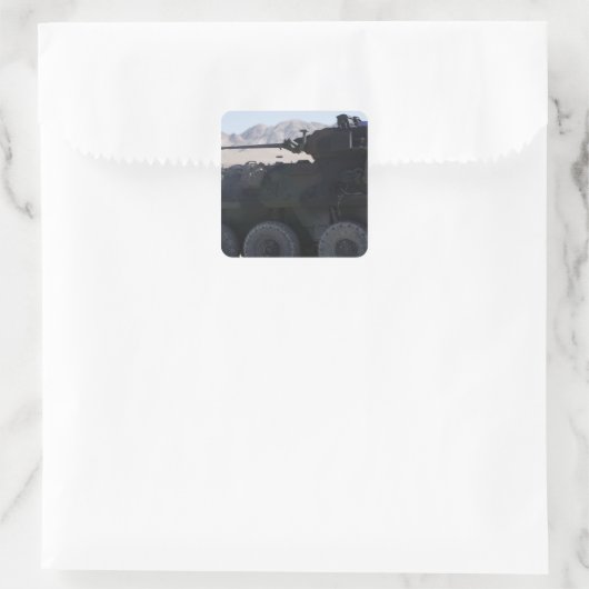 軽装甲車が発砲する スクエアシール (バッグ)