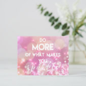 輝きを増すものをもっと増やす |魅力的なピンク ポストカード (スタンド正面)