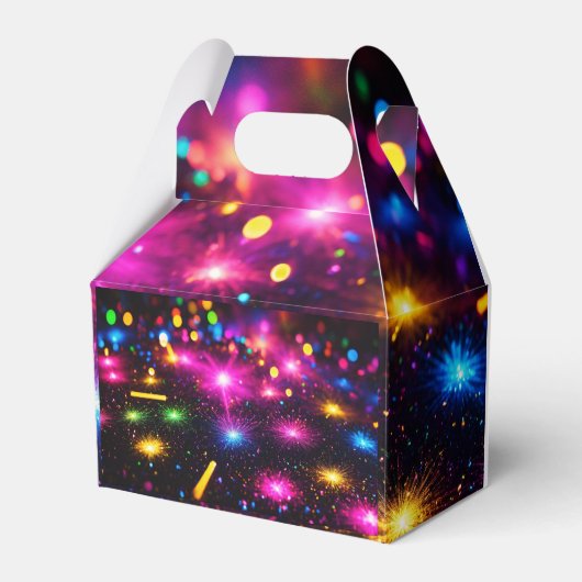 "輝くエレガンス：デザインされた輝き"? フェイバーボックス (正面サイド)