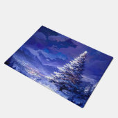 輝くクリスマスツリーの雪山風景 ドアマット (アングル)