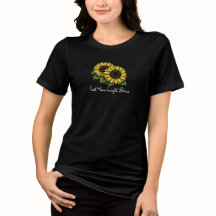輝く光を放つひまわり 女性用Tシャツ