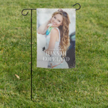 輝く喜び卒業ガーデン国旗