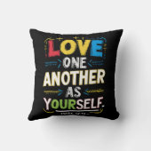 輝く愛:大切な人として他者を受け入れる クッション (裏面)